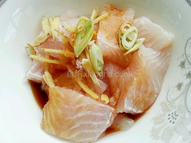除油之外的调料全部加进去