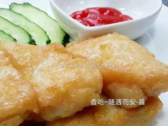 配点绿色蔬菜，蘸上番茄酱，开吃吧