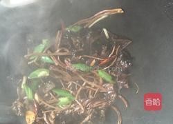 茶树菇烧木耳的做法图解6