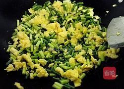 蒜苔炒鸡蛋的做法图解9