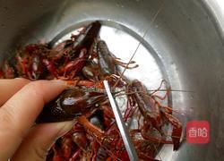 吮指回味十三香啤酒小龙虾的做法图解5