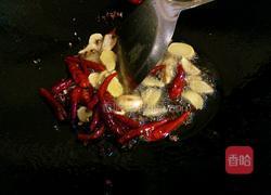 吮指回味十三香啤酒小龙虾的做法图解11