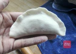 鸡蛋韭菜盒子的做法图解13