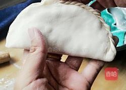 鸡蛋韭菜盒子的做法图解14