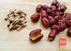 红枣桂圆补血汤的做法图解6