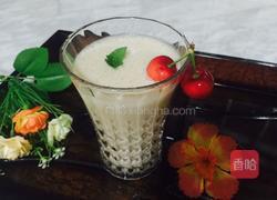 香蕉奶昔的做法图解5