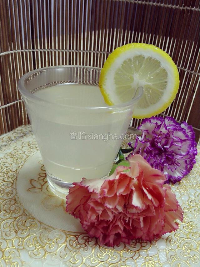 薏米柠檬水