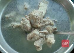 猪骨汤的做法图解7