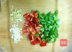 彩椒炒鸡心的做法图解3