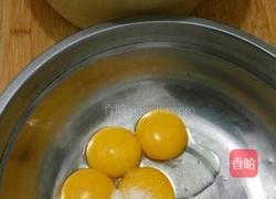 黑森林蛋糕卷的做法图解1