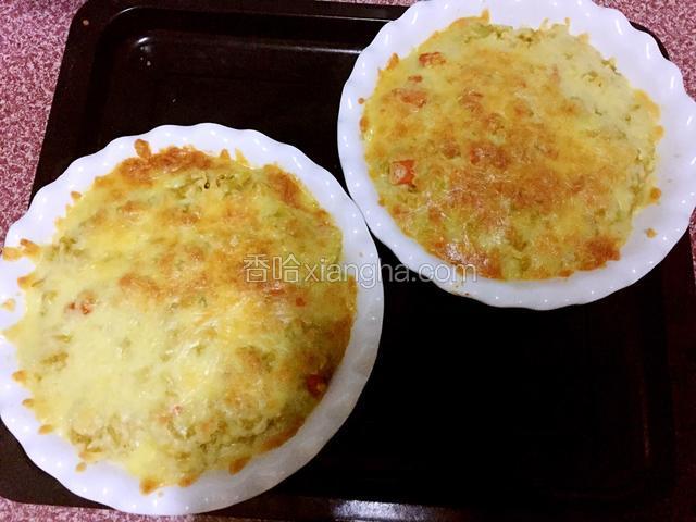 叮…香香的焗饭出炉了，满屋的咖喱和芝士的香味…