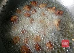 炸肉丸子的做法图解12