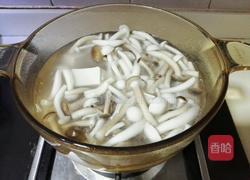 菌菇豆腐汤的做法图解8