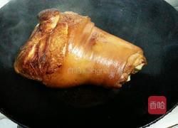 炖肘子的做法图解4