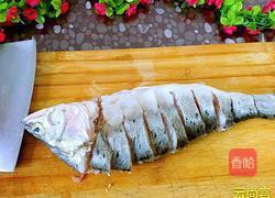 家常清蒸鲈鱼的做法图解3