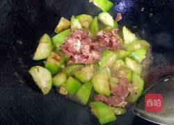 家常丝瓜炒肉的做法图解6