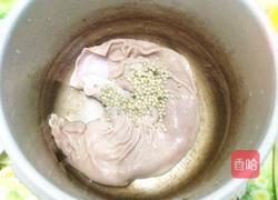 洋葱爆猪肚的做法图解2