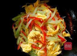 莴笋炒鸡蛋的做法图解6