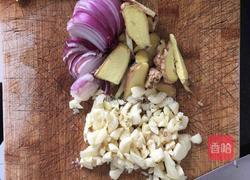 红烧鳗鱼的做法图解3