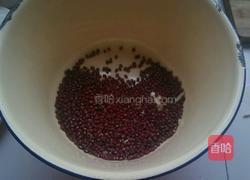红豆薏米汤的做法图解1