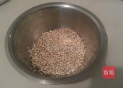 红豆薏米汤的做法图解2