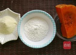 奶香芝麻南瓜饼的做法图解1