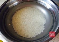 猪肉丸子的做法图解4