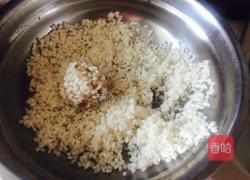 猪肉丸子的做法图解5