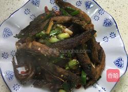 干煸泥鳅的做法图解3