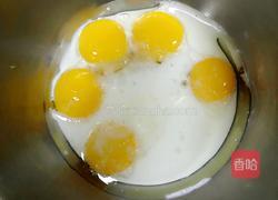 电饭煲蛋糕的做法图解3