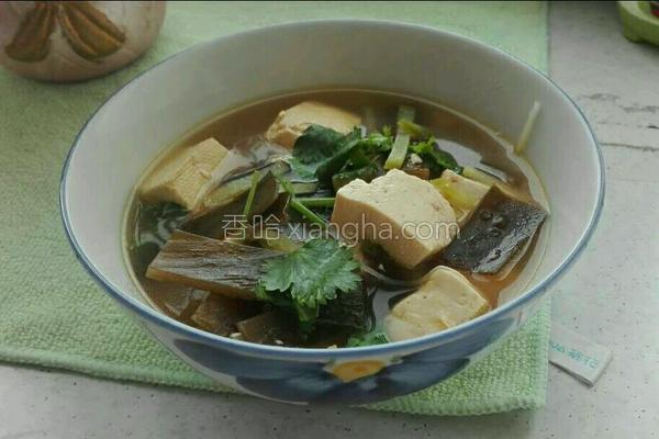 海带丝豆腐汤