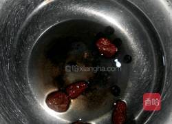 桂圆红枣汤的做法图解3