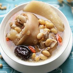 黄豆猪脚汤