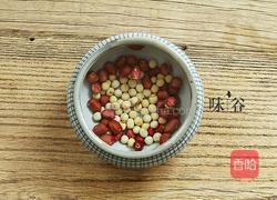 黄豆猪脚汤的做法图解2