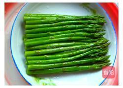 蒜香芦笋的做法图解5