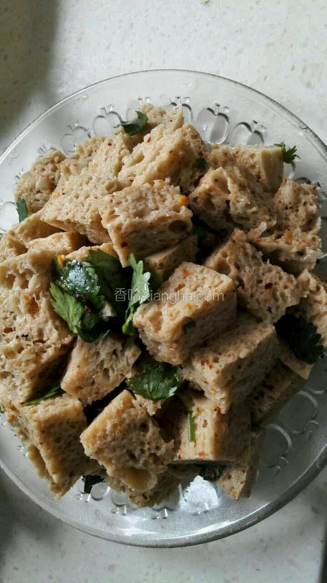 拌匀，装盘，上成品