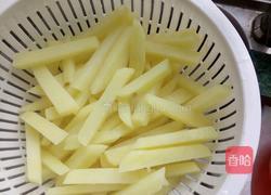 炸土豆条的做法图解5