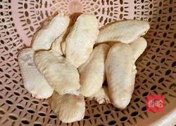 脆皮炸鸡翅的做法图解2