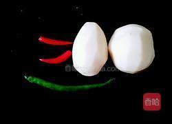 酸辣凉拌土豆丝的做法图解1