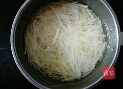 酸辣凉拌土豆丝的做法图解5