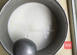 自制猪肉鸡蛋肠粉的做法图解2