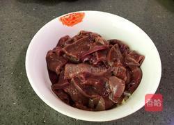 韭菜炒猪肝的做法图解1