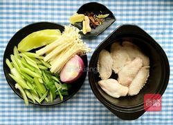 干锅香辣鸡翅的做法图解1