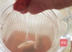 柠檬冰红茶的做法图解2