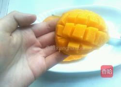 芒果切法的做法图解6