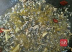 韭菜炒螺丝肉的做法图解4