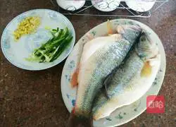 How to make steamed sea bass 1