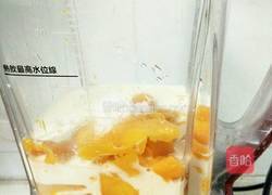 奶油芒果雪糕的做法图解4