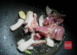 猪肉白菜炖粉条的做法图解5