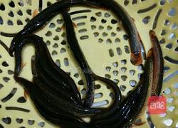 油炸小鱼的做法图解1